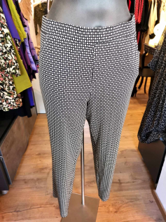 Pantalon noir et blanc