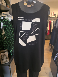 Top noir imprimé beige