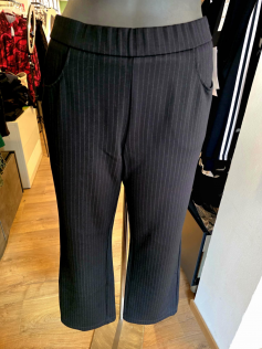 Pantalon Adelina fines lignes