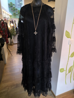 Longue robe en dentelle