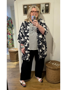 Kimono fleuri noir et blanc