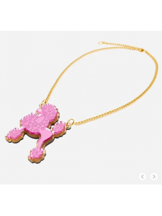 Grand collier caniche