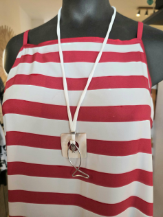 Sautoir poisson blanc