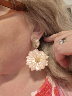 Boucles fleurs roses