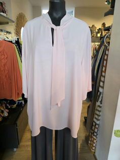 Blouse rose en crèpe