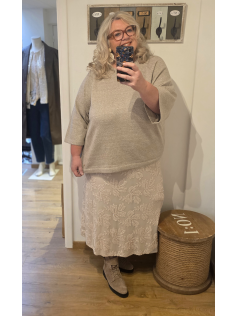 Pull Vanja sable