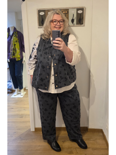 Veste Liora